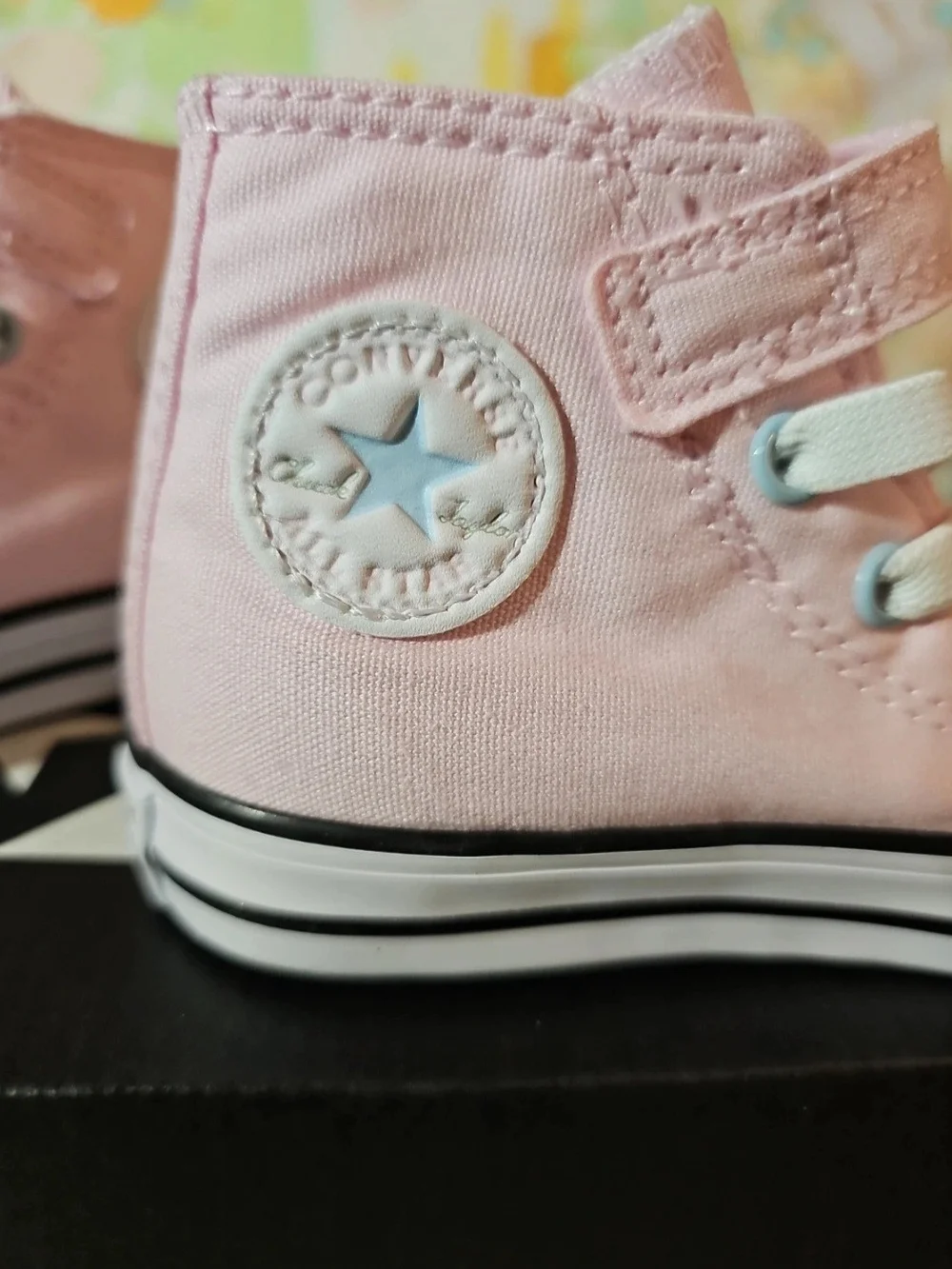 Converse kids high